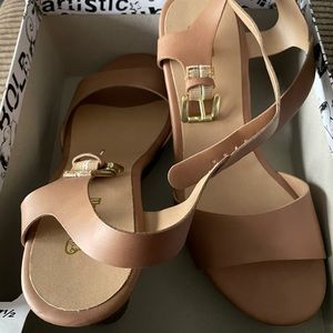 Women’s ankle strap heels, size 7 1/2, cognac